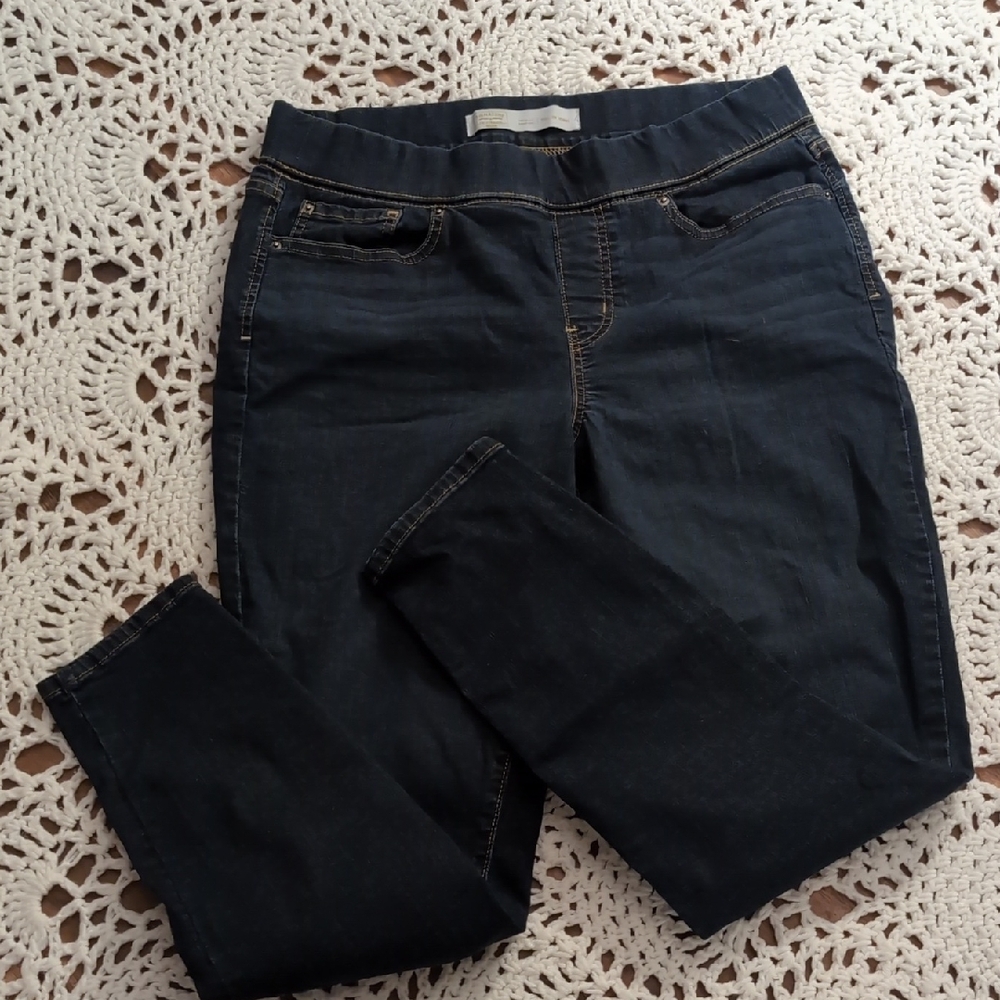 Levi's Women's Deep Indigo Pull Up Jeggings